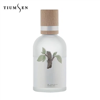 सजावटी कांच की इत्र की बोतलें