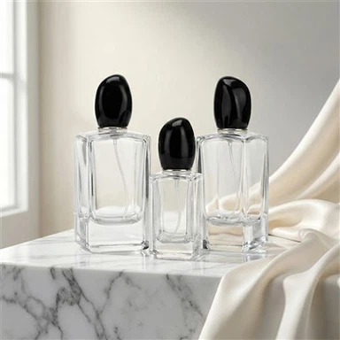 विभिन्न इत्र की बोतलें